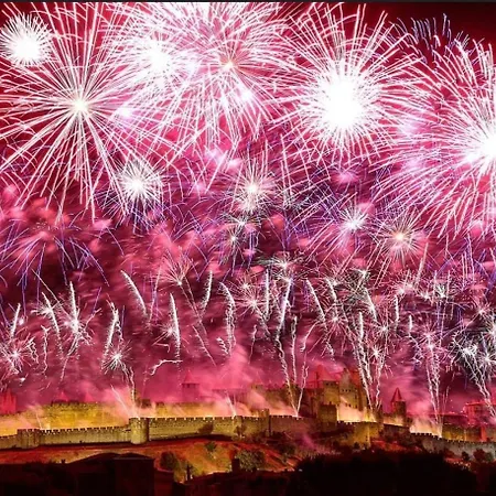 Climatise Avec Vue Sur La Cite *