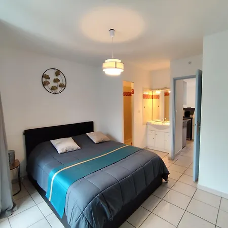 Le Panorama De La Cite Medievale-clim -4pers Appartement